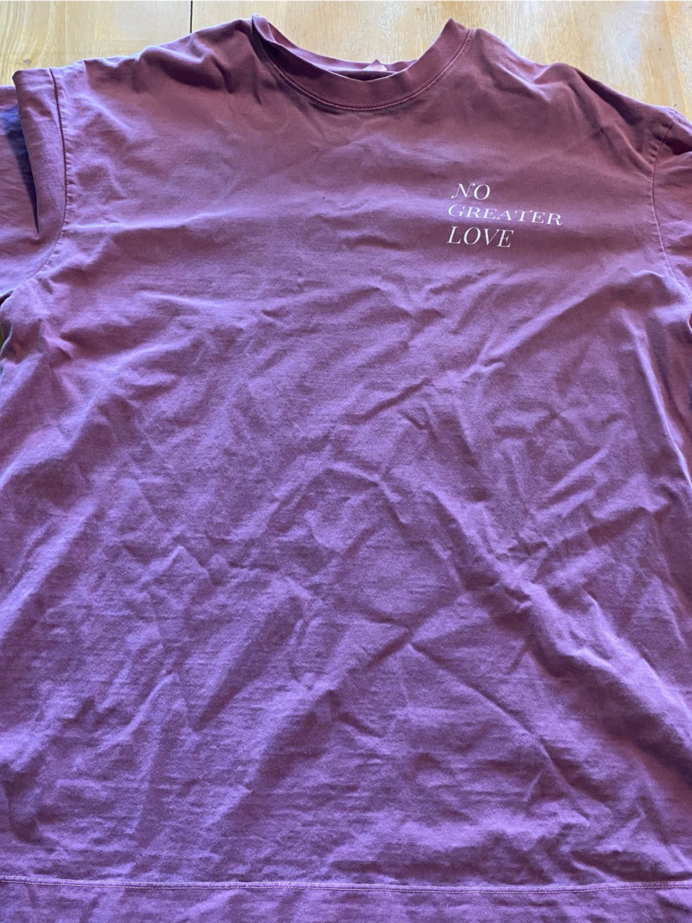 Graphic Tee in Mauve with "NO GREATER LOVE"